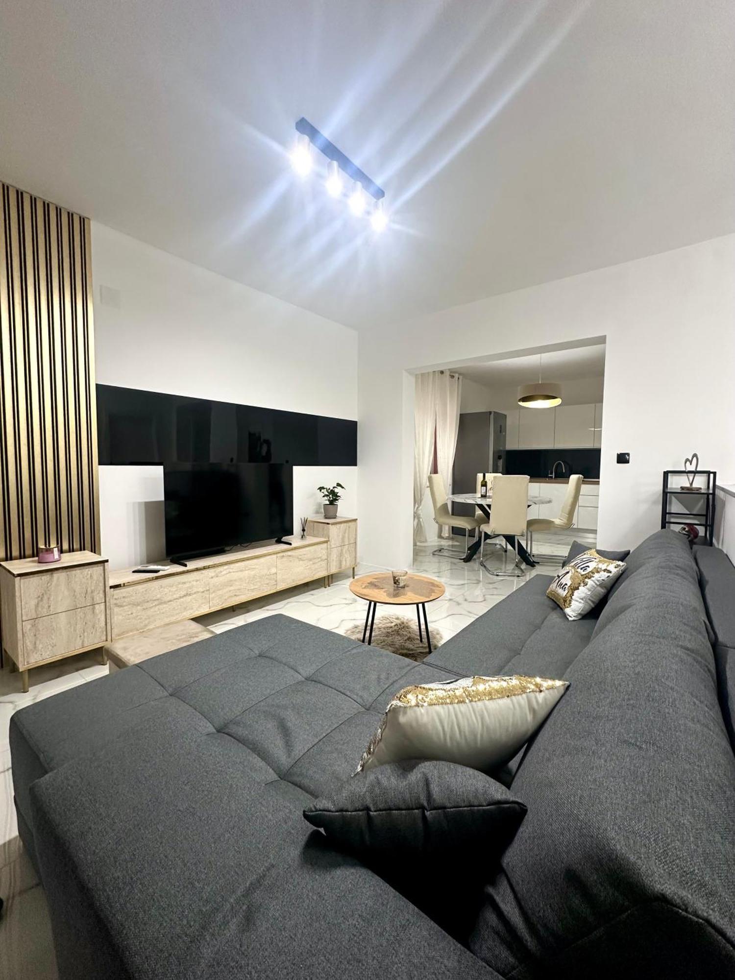 Villa Ana Kaštel Sućurac Bagian luar foto