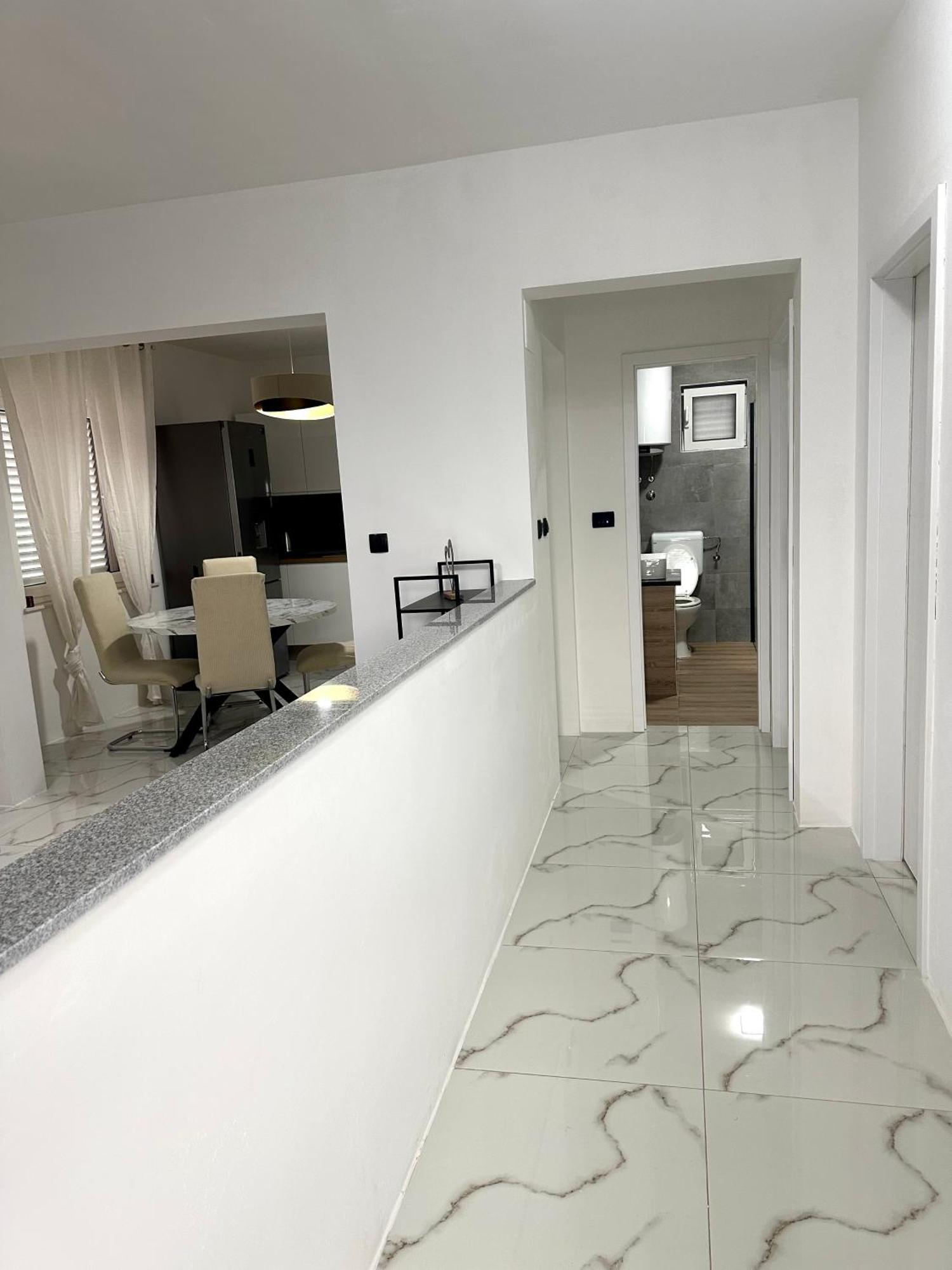 Villa Ana Kaštel Sućurac Bagian luar foto